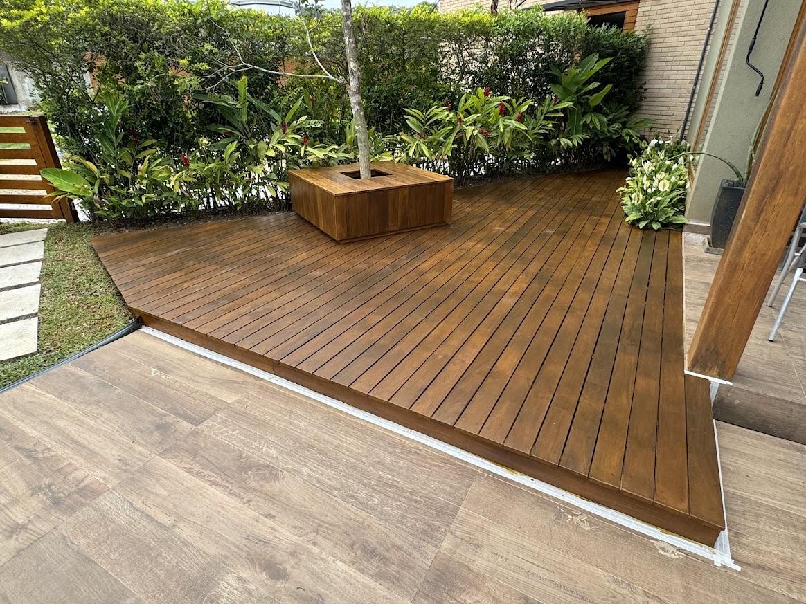 deck 4.jpg