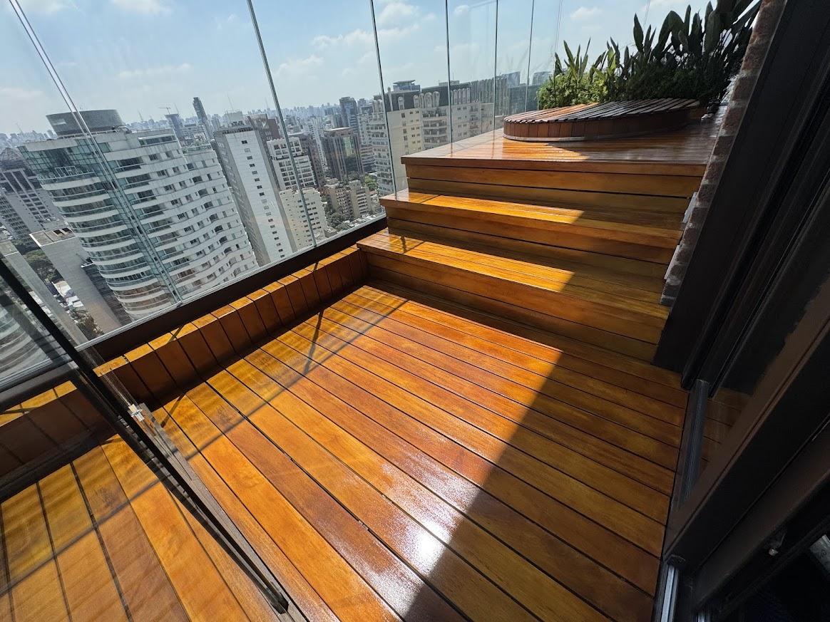 deck 7.jpg