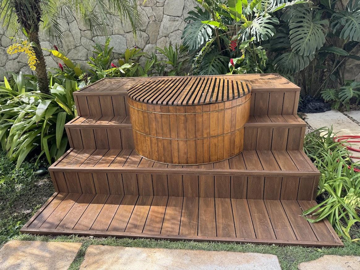 deck 8.jpg